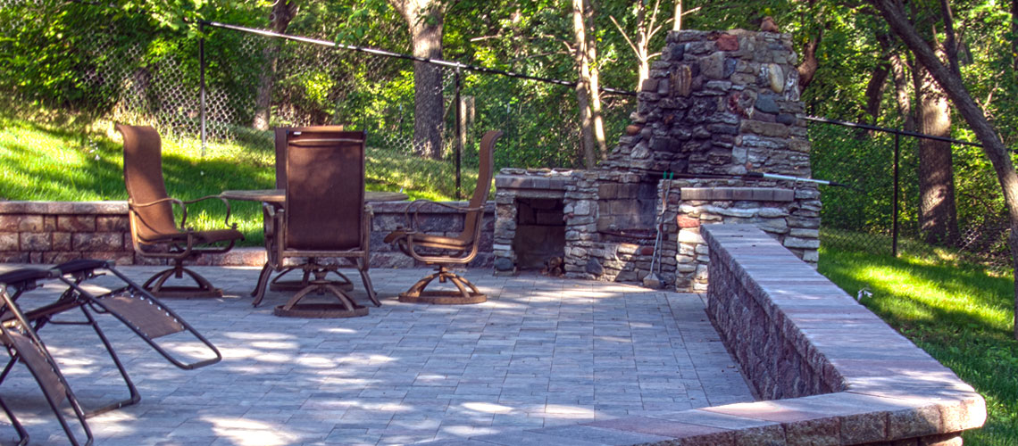 Outdoor Fireplace Design and Installation